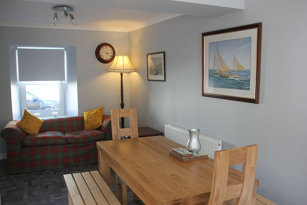 Dining and sitting area in Tarbet House B&B