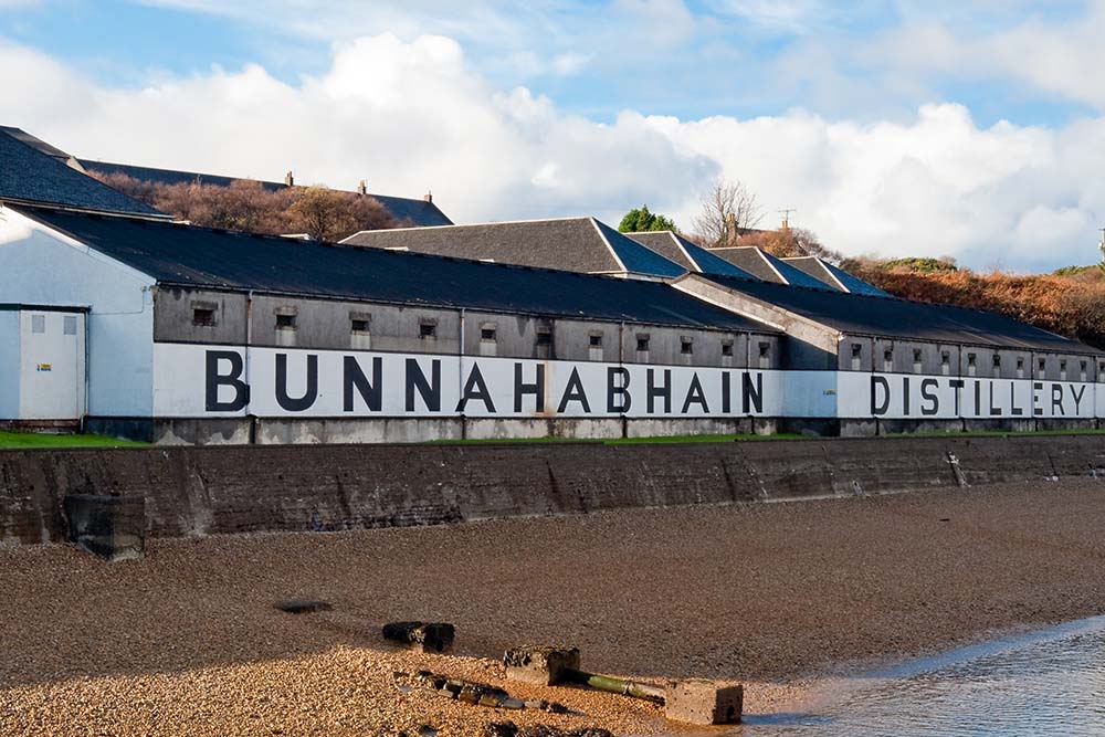 Bunnahabain Distillery from the outside